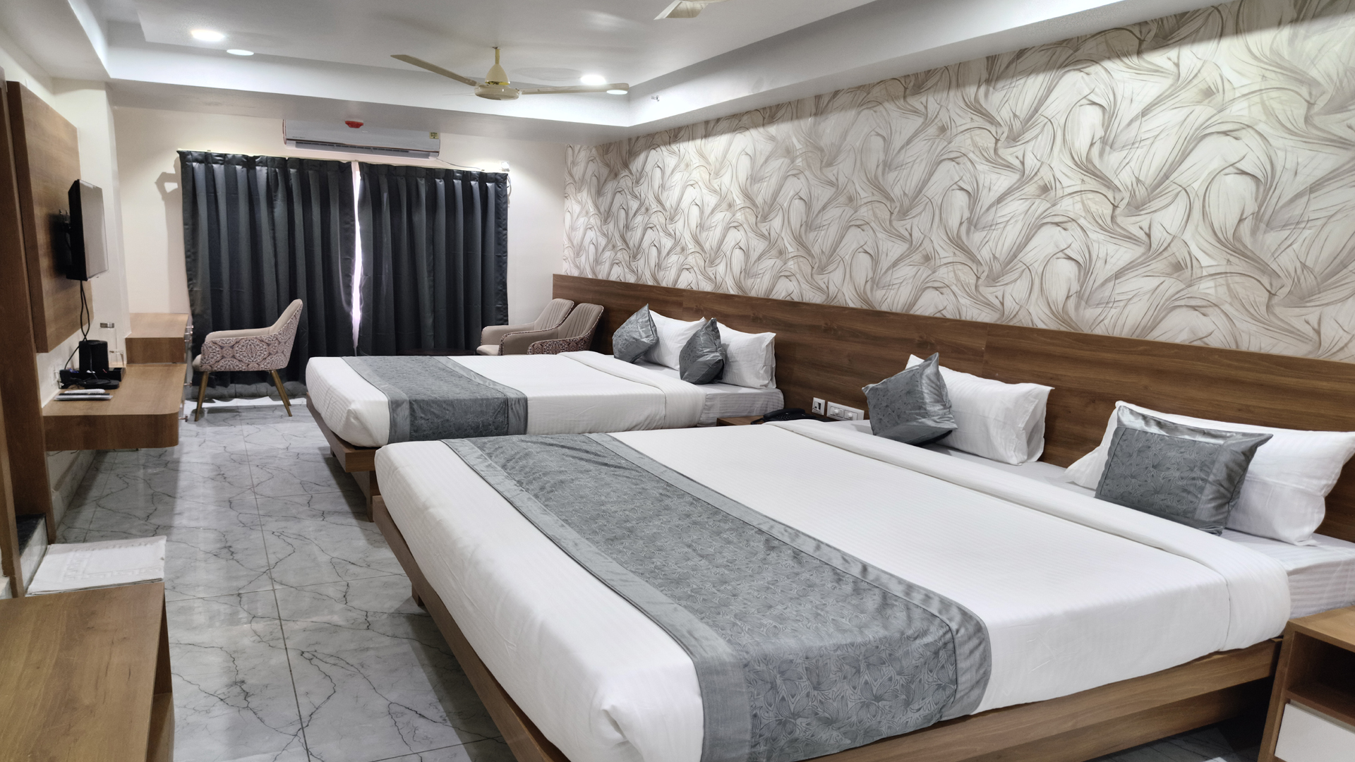 Hotels Near near Nandankanan Zoological Park Bhubaneswar